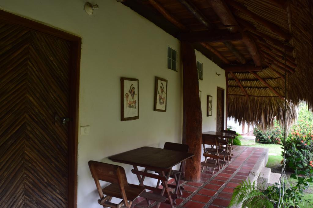 Palomino Breeze Hostal Luaran gambar