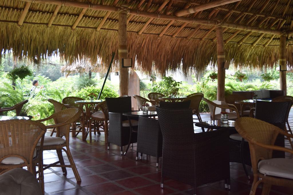Palomino Breeze Hostal Luaran gambar